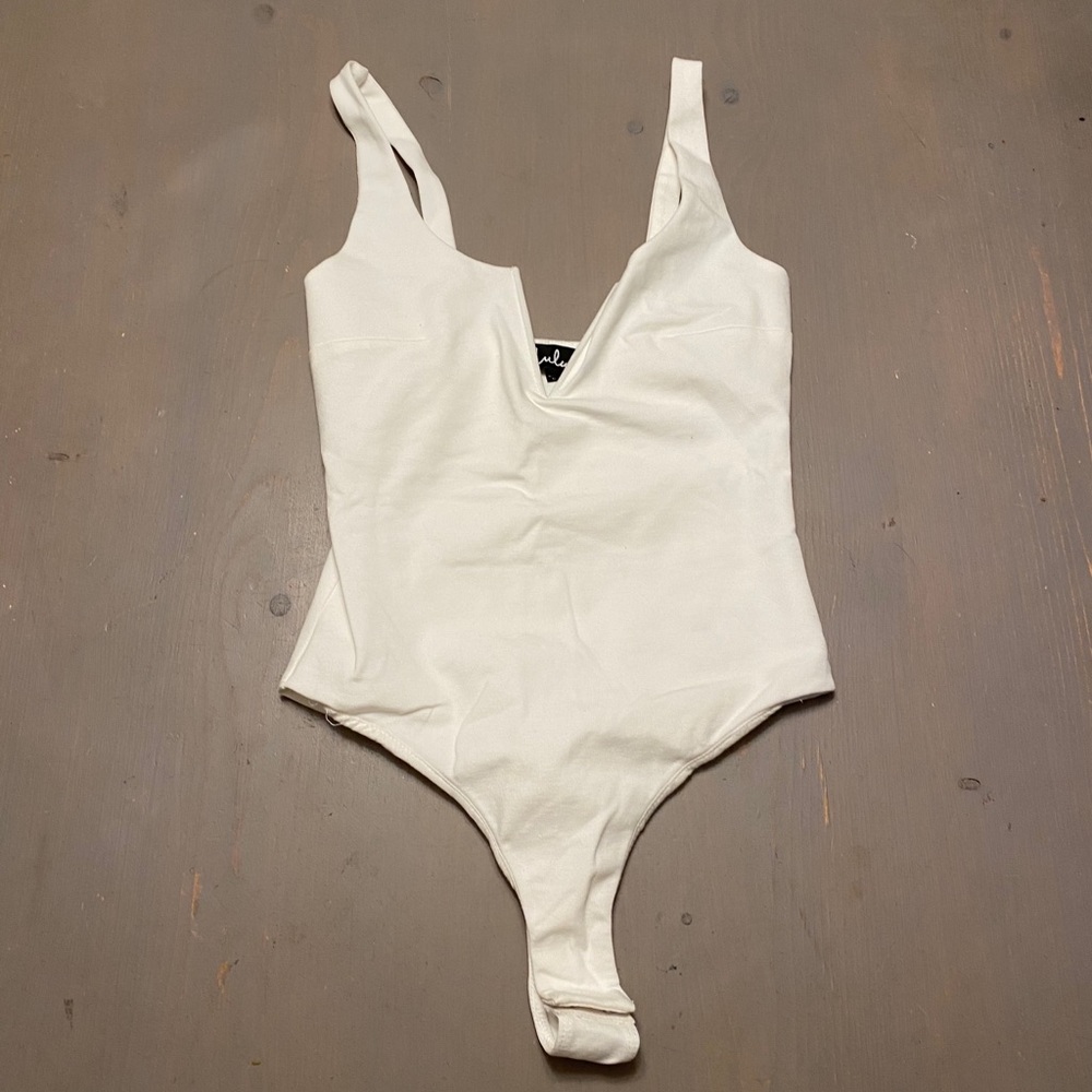 Lulus white bodysuit✨